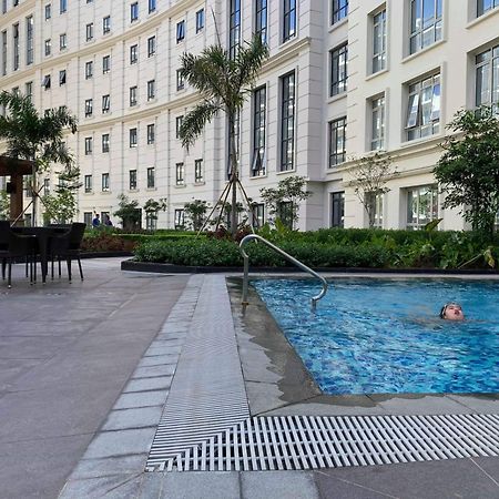 פאסאי Modern And Cozy Studio Near Airport Terminal 3 מראה חיצוני תמונה
