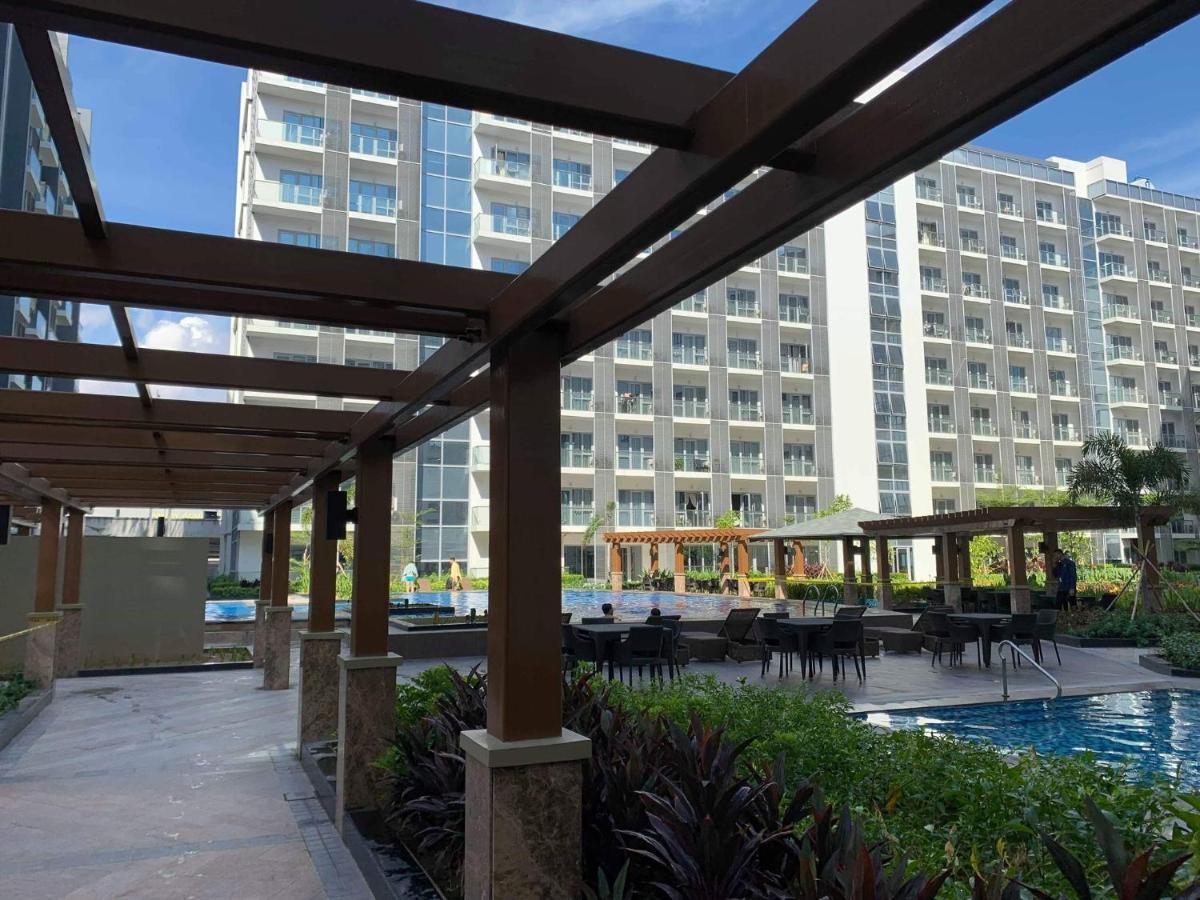 פאסאי Modern And Cozy Studio Near Airport Terminal 3 מראה חיצוני תמונה